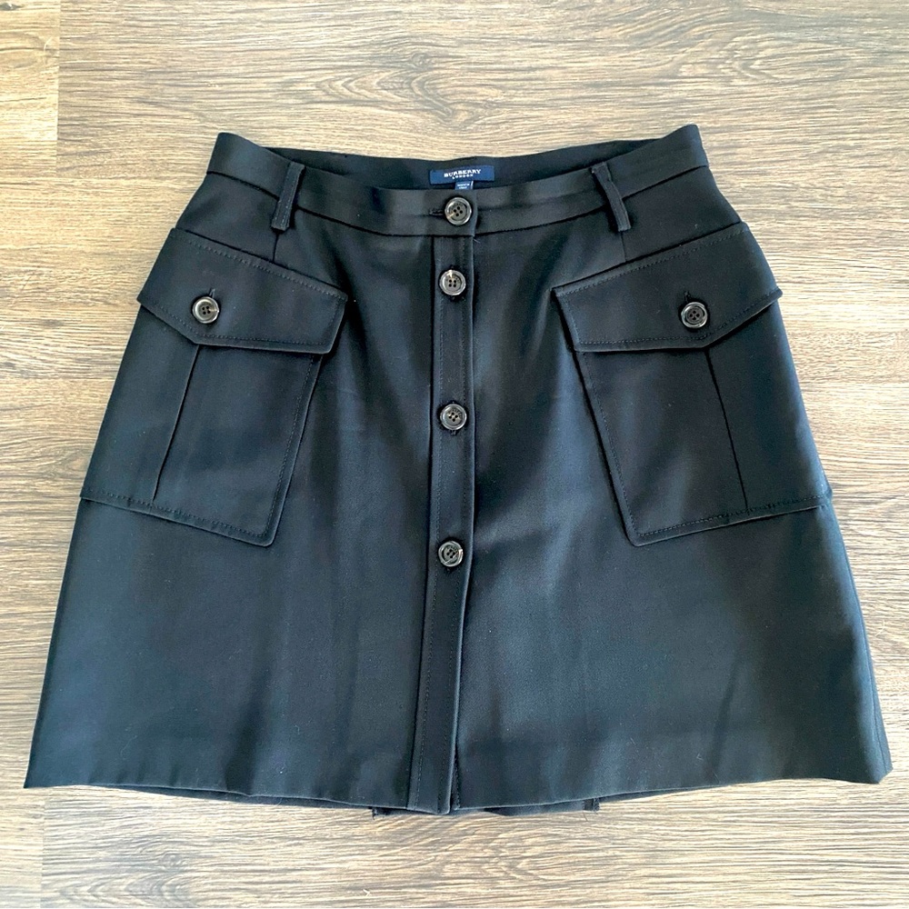 Burberry Black Button-Front Mini Skirt with Patch Pockets